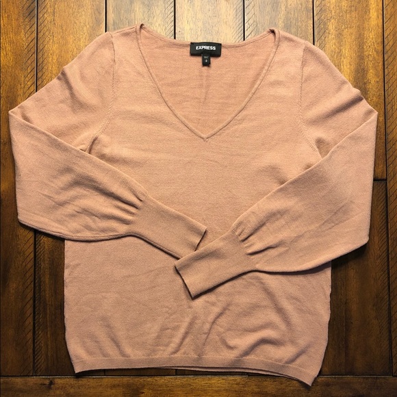 Express Sweater - Picture 1 of 2
